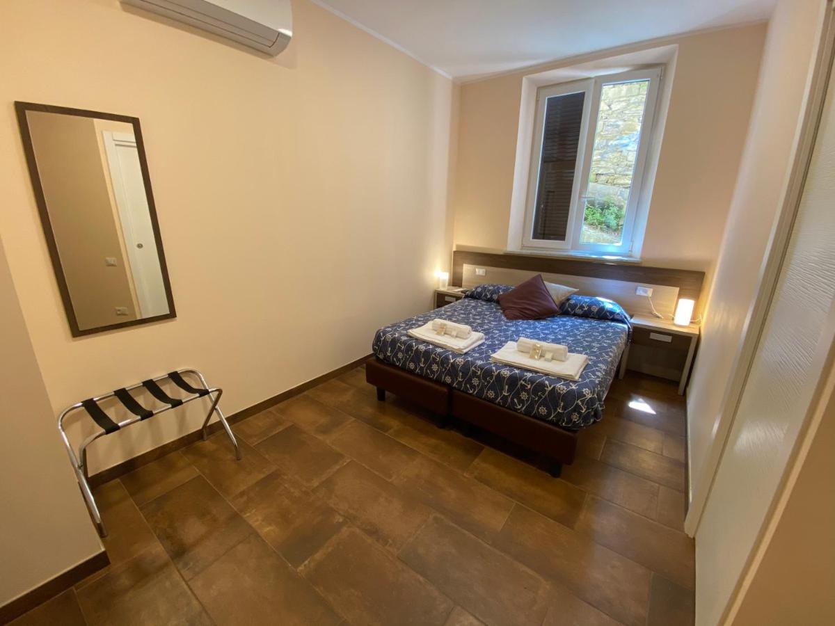 Good Night Moon Hotel La Spezia Ngoại thất bức ảnh